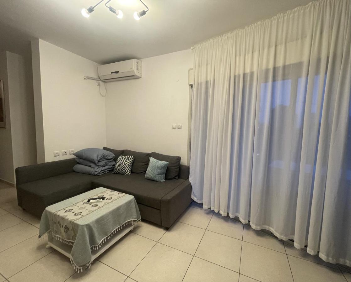 Ashdod City Center 2-Rooms Apartment, 15Min Walk To The Beach Exterior foto